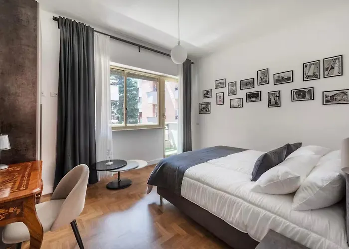 Casa Piccolomini - San Pietro Rom
